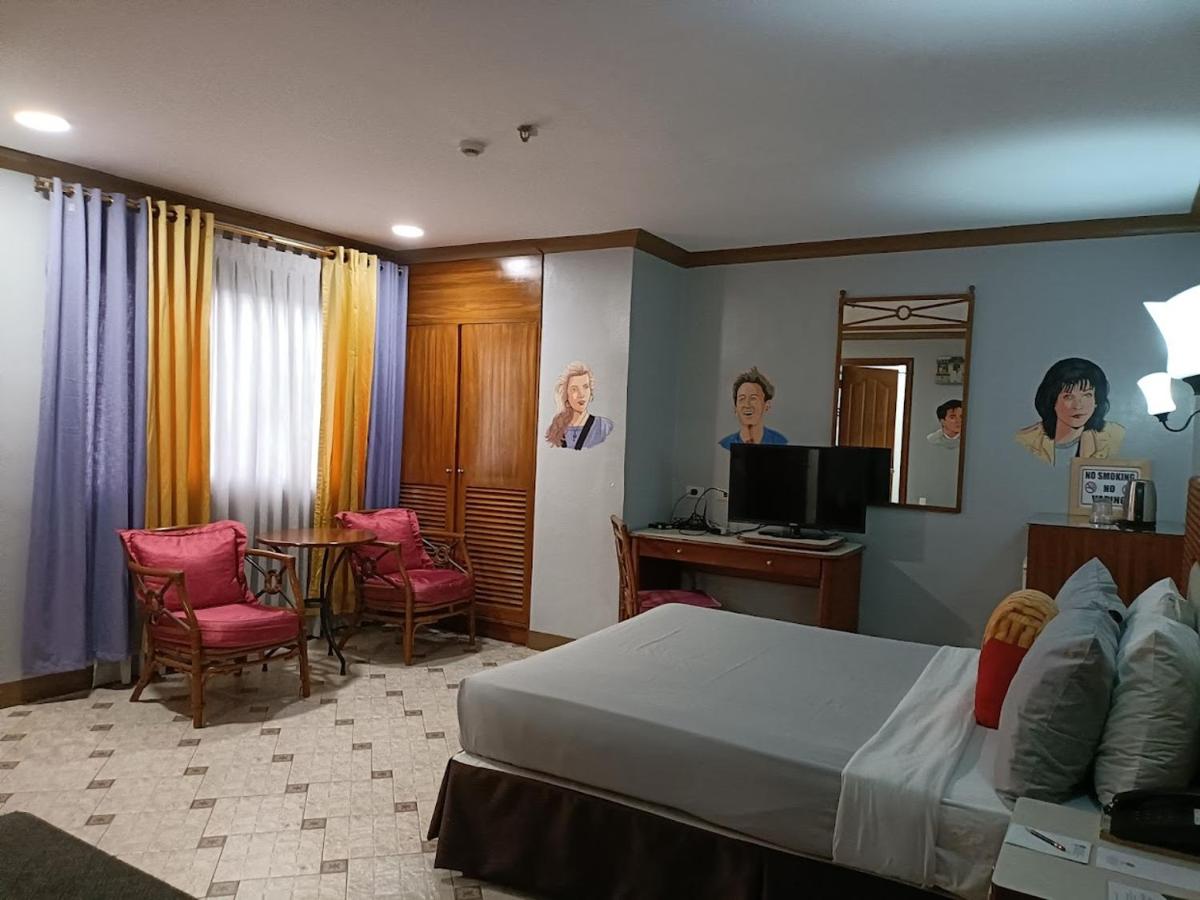 The Golden Pine Hotel - Hizvo