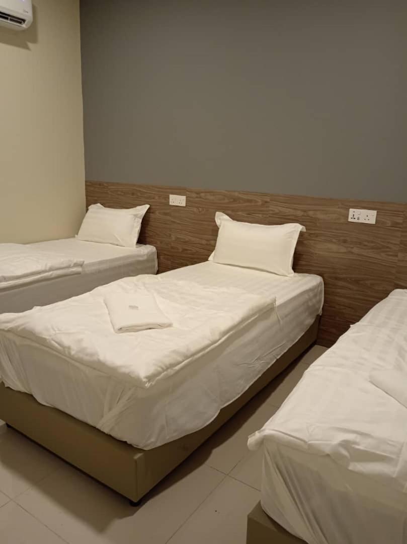 GRAND SRI MUADZAM HOTEL - Housity