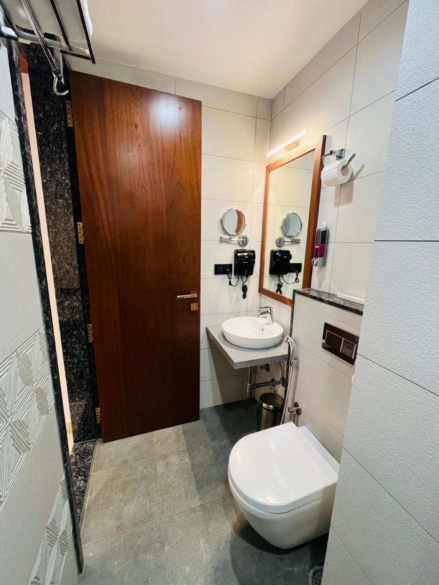 Apart Hotel SRS - Housity