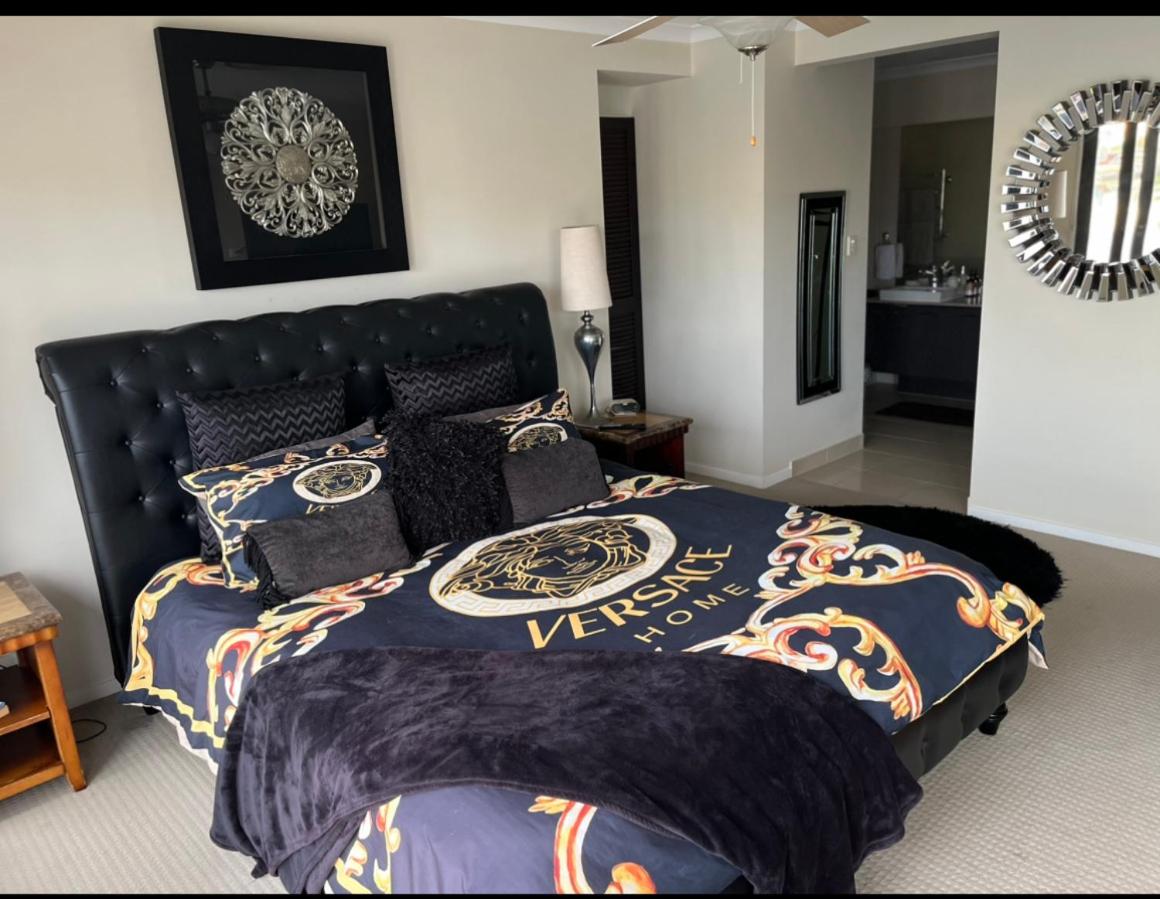 Bella Vista Bed and Breakfast of Raby Bay - Housity
