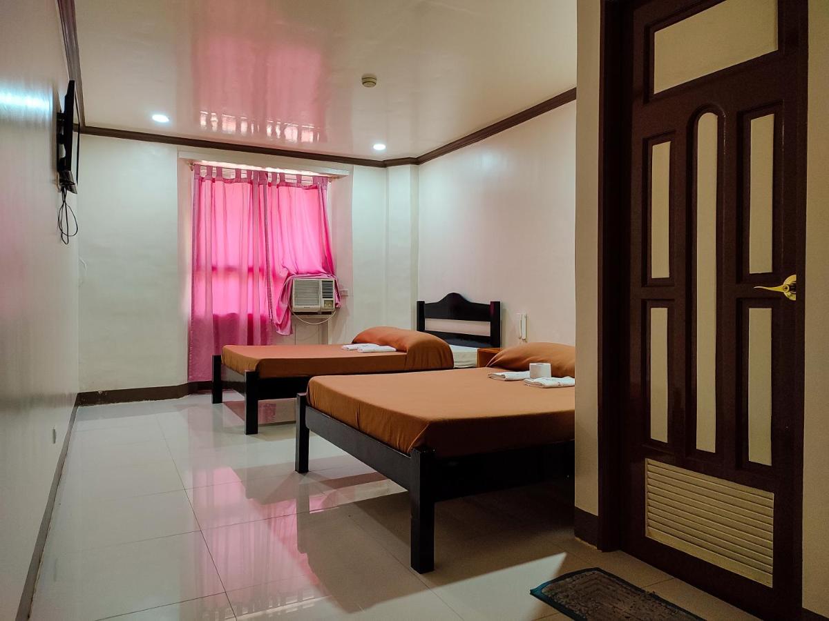 El Juliana Hotel - Housity