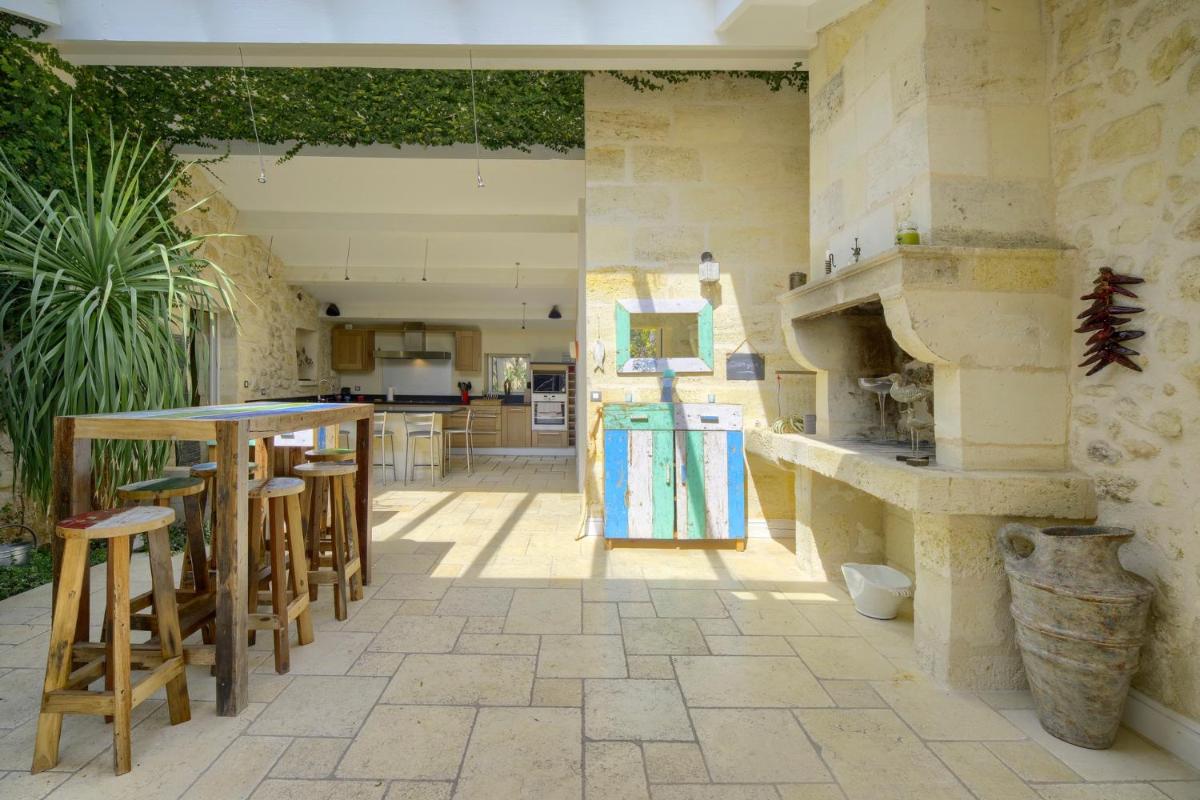 LA DEMEURE - Incroyable maison en bord de Dordogne - Housity
