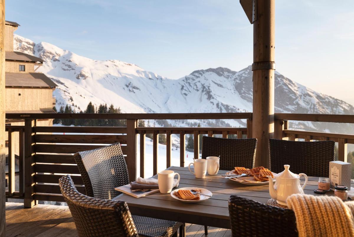 Vue générale sur la montagne ou vue sur la montagne depuis l'appart'hôtel