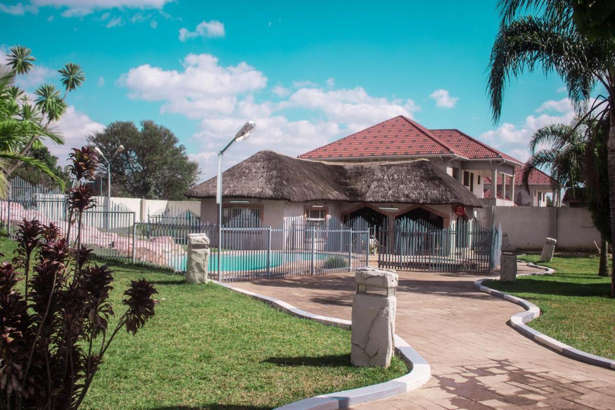 Suitetrails - TECLA LODGES (LONGACRES)
