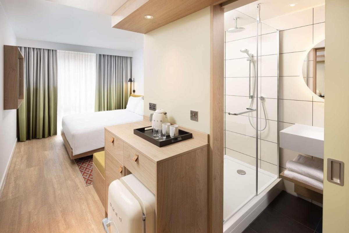 Hampton By Hilton Rochdale - Housity