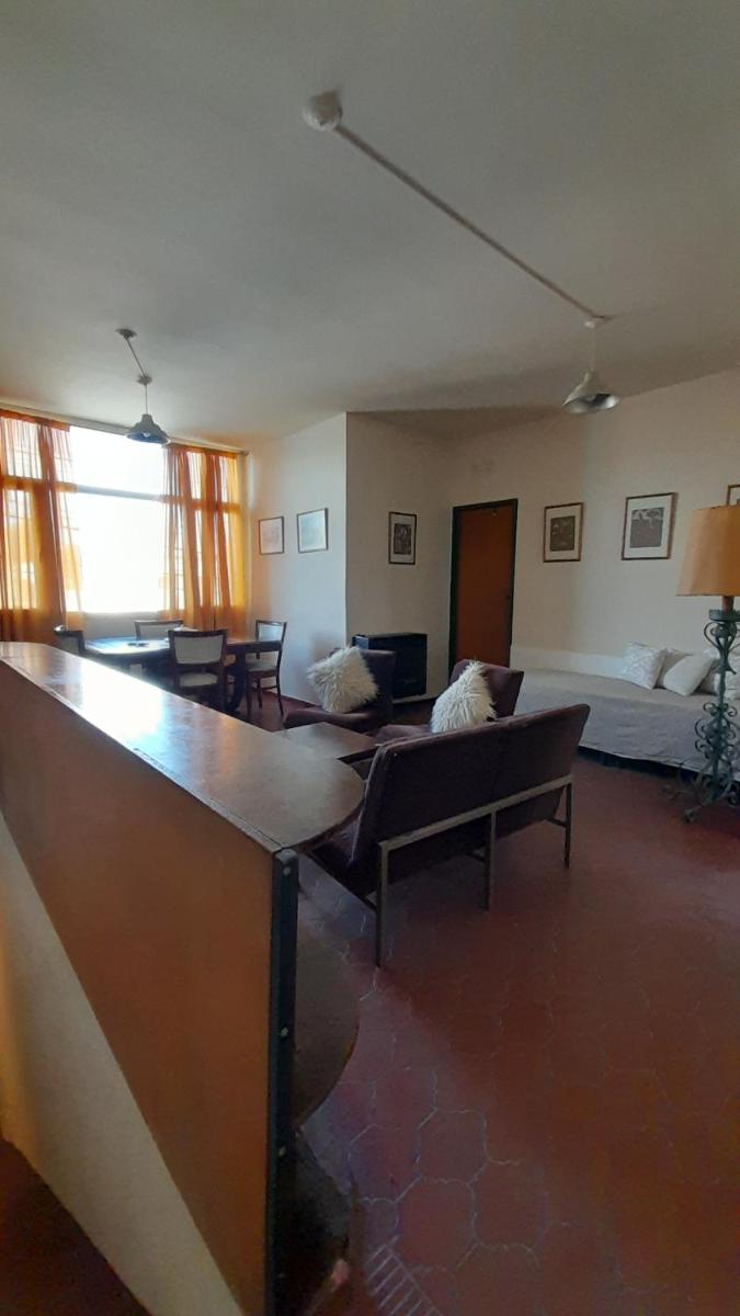 Departamento Centro 2 Dormitorios CON COCHERA - Housity