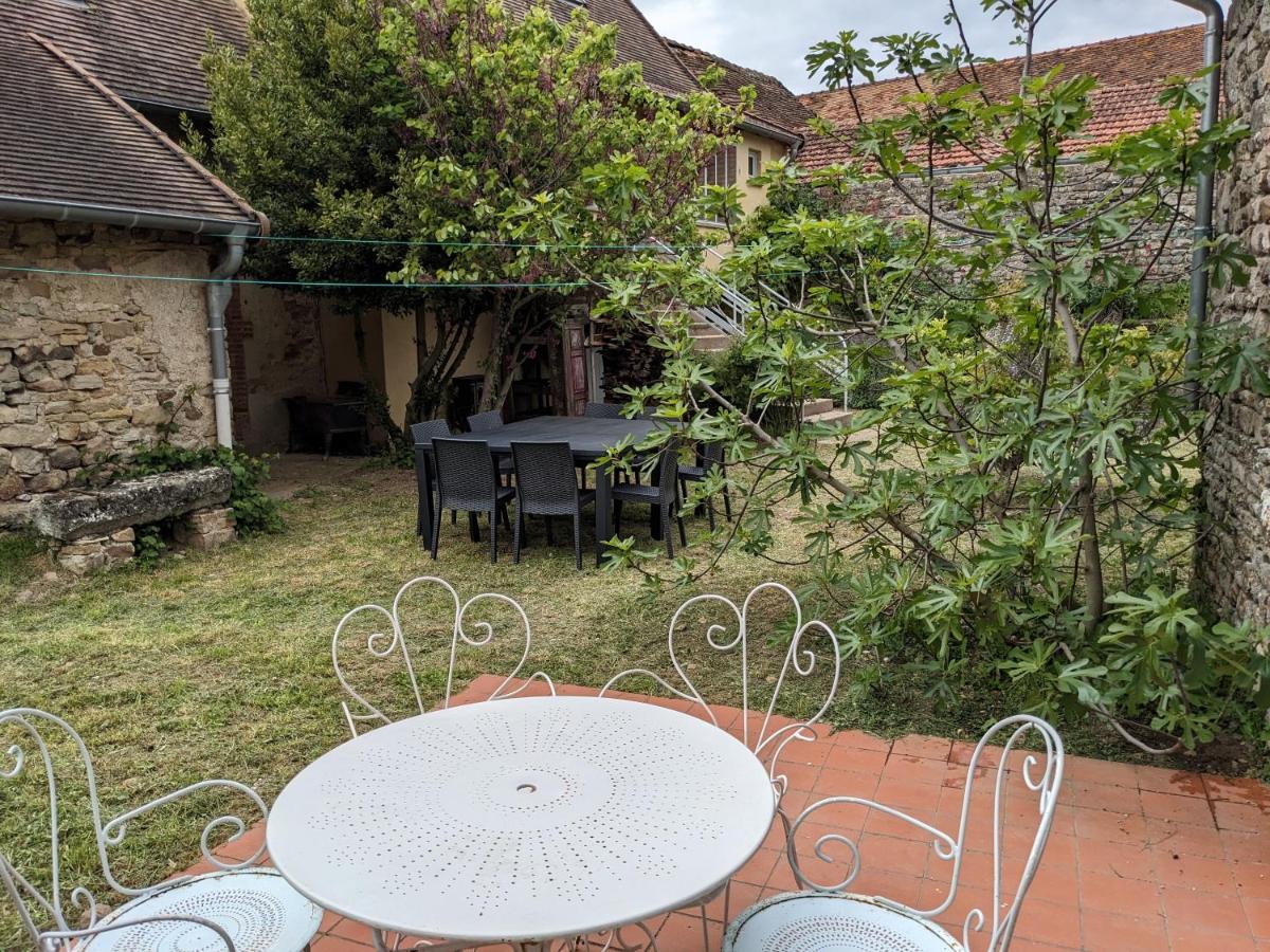 Les Glycines - Collection of 3 houses to sleep 12 - Housity