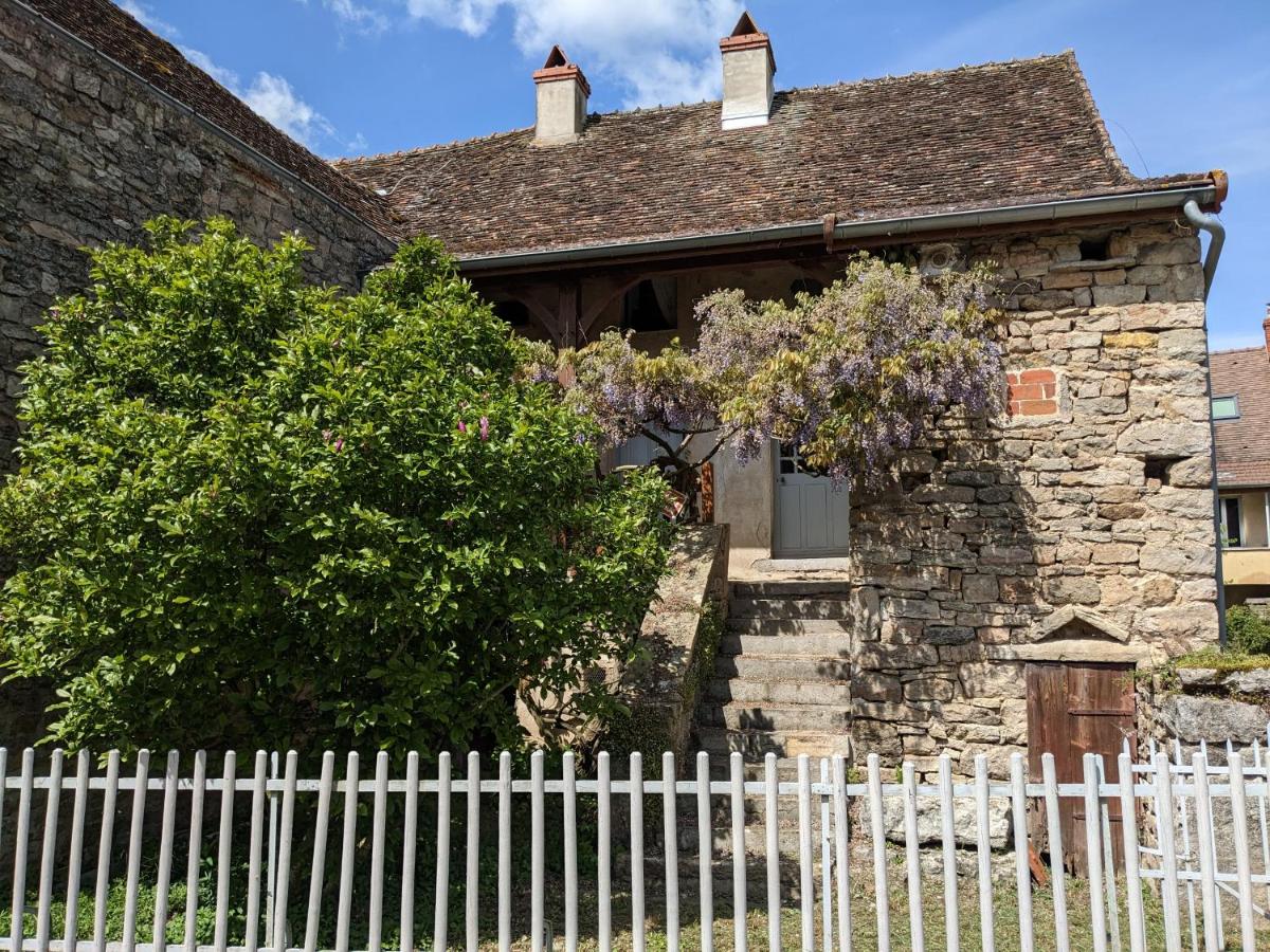 Les Glycines - Collection of 3 houses to sleep 12 - Housity