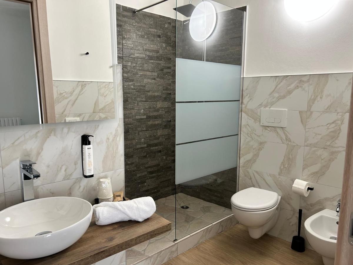 Airam Room’s - Housity