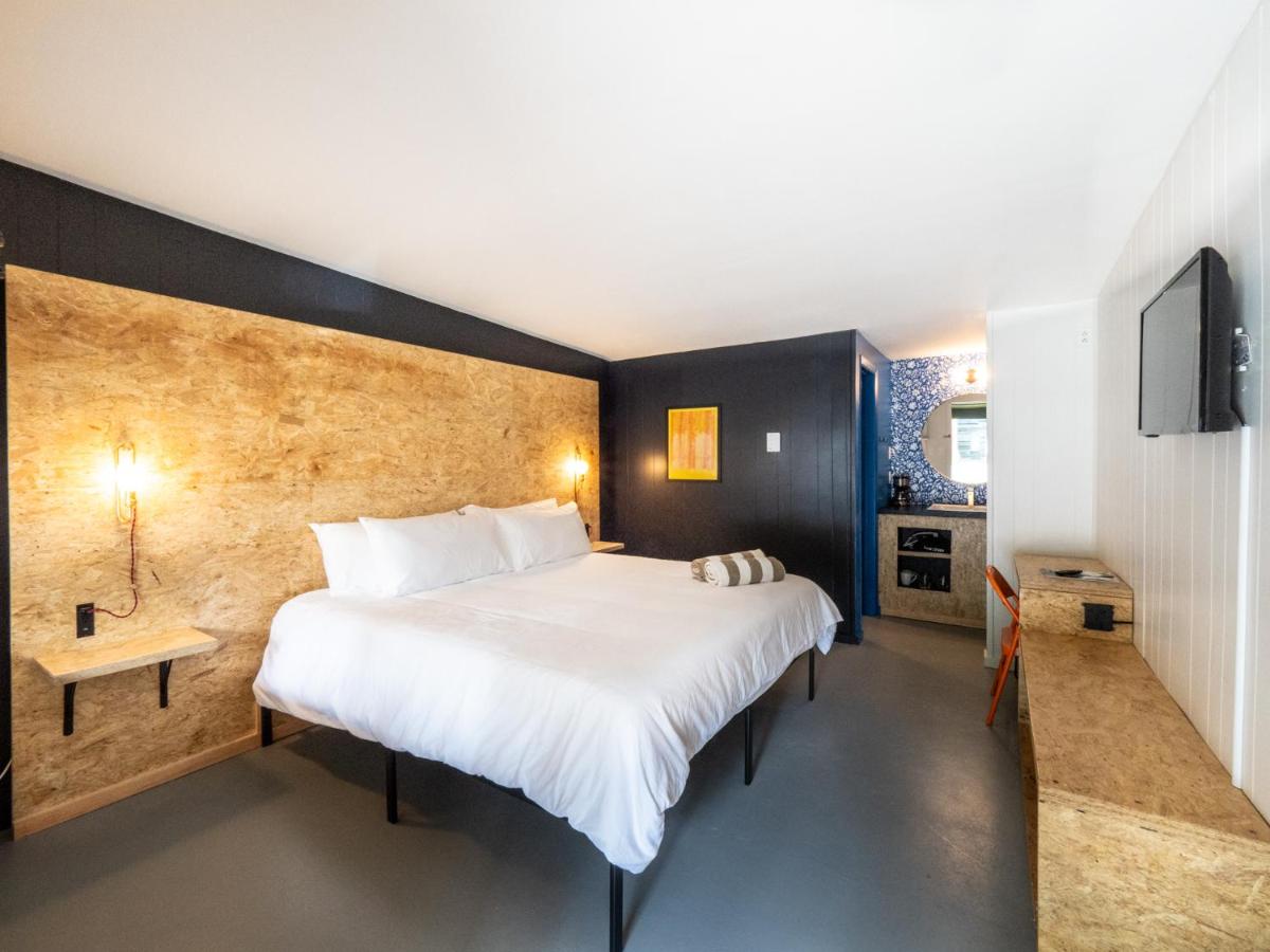 Hudson Valleys Newest Motel! - Housity
