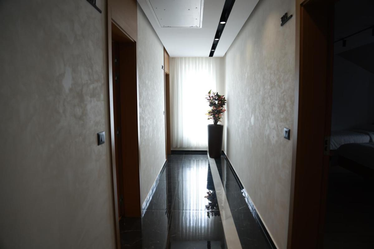 BAZ'HUR Boutique Hotel - Hizvo
