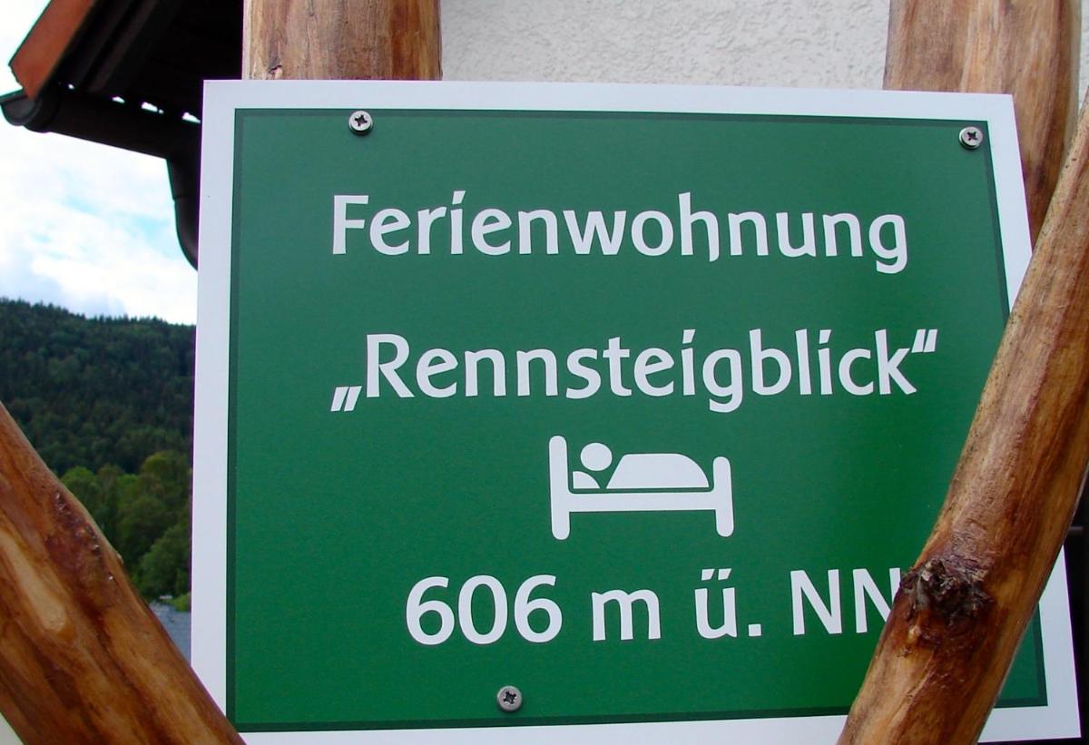 Ferienwohnung Rennsteigblick - Housity