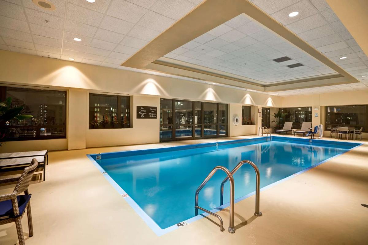 Homewood Suites by Hilton Chicago Downtown - Housity