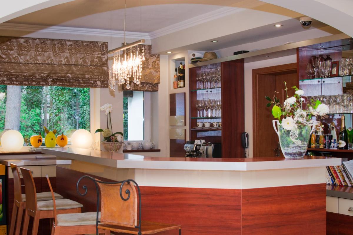 Villa Siesta - Housity