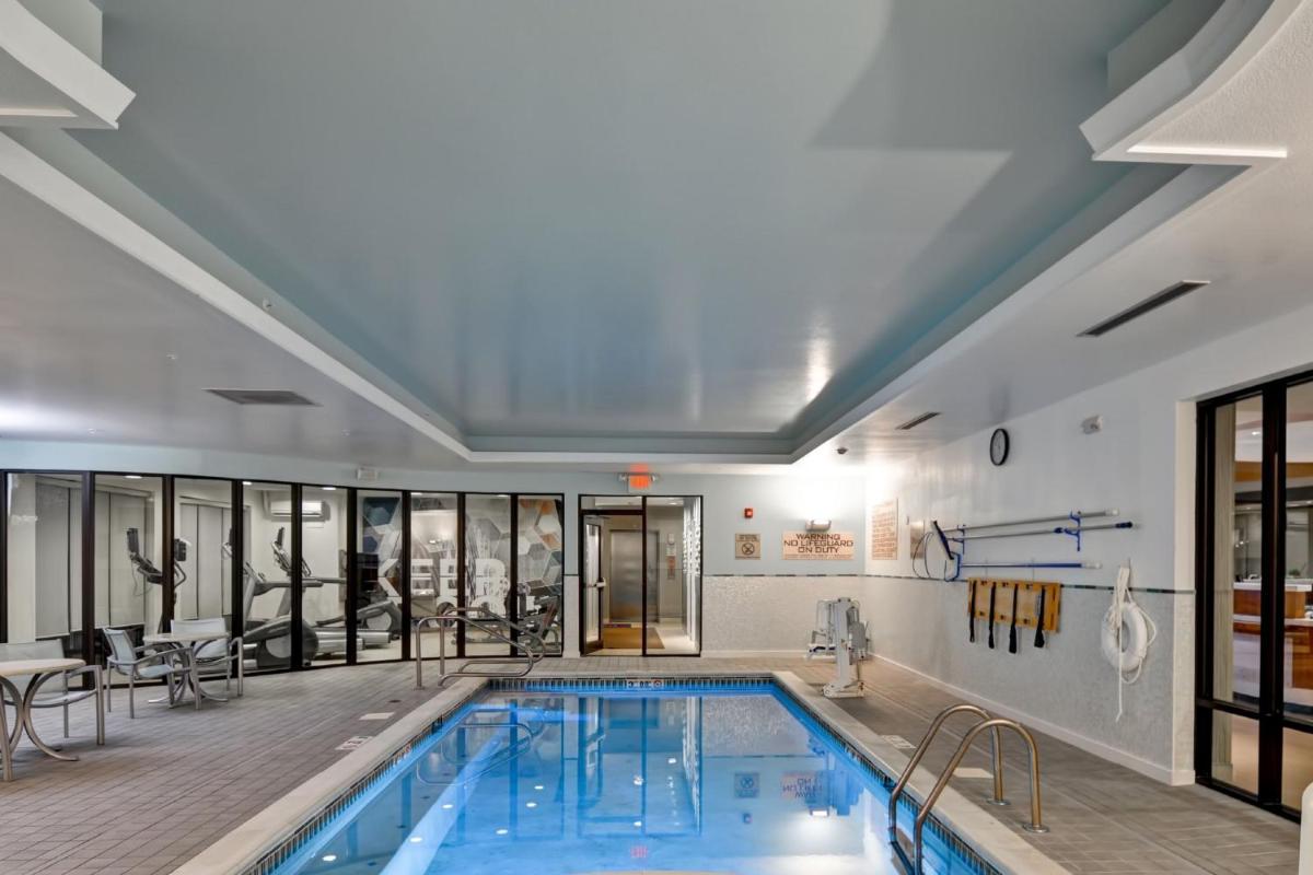 SpringHill Suites Cincinnati Airport South - Housity