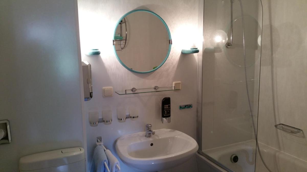 Hotel Garni Haus Sonneneck - Housity