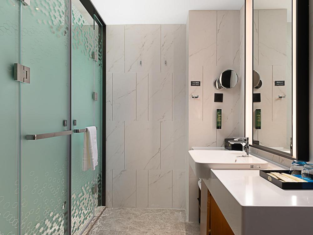 Hampton by Hilton Guangzhou Railway Station - Hizvo