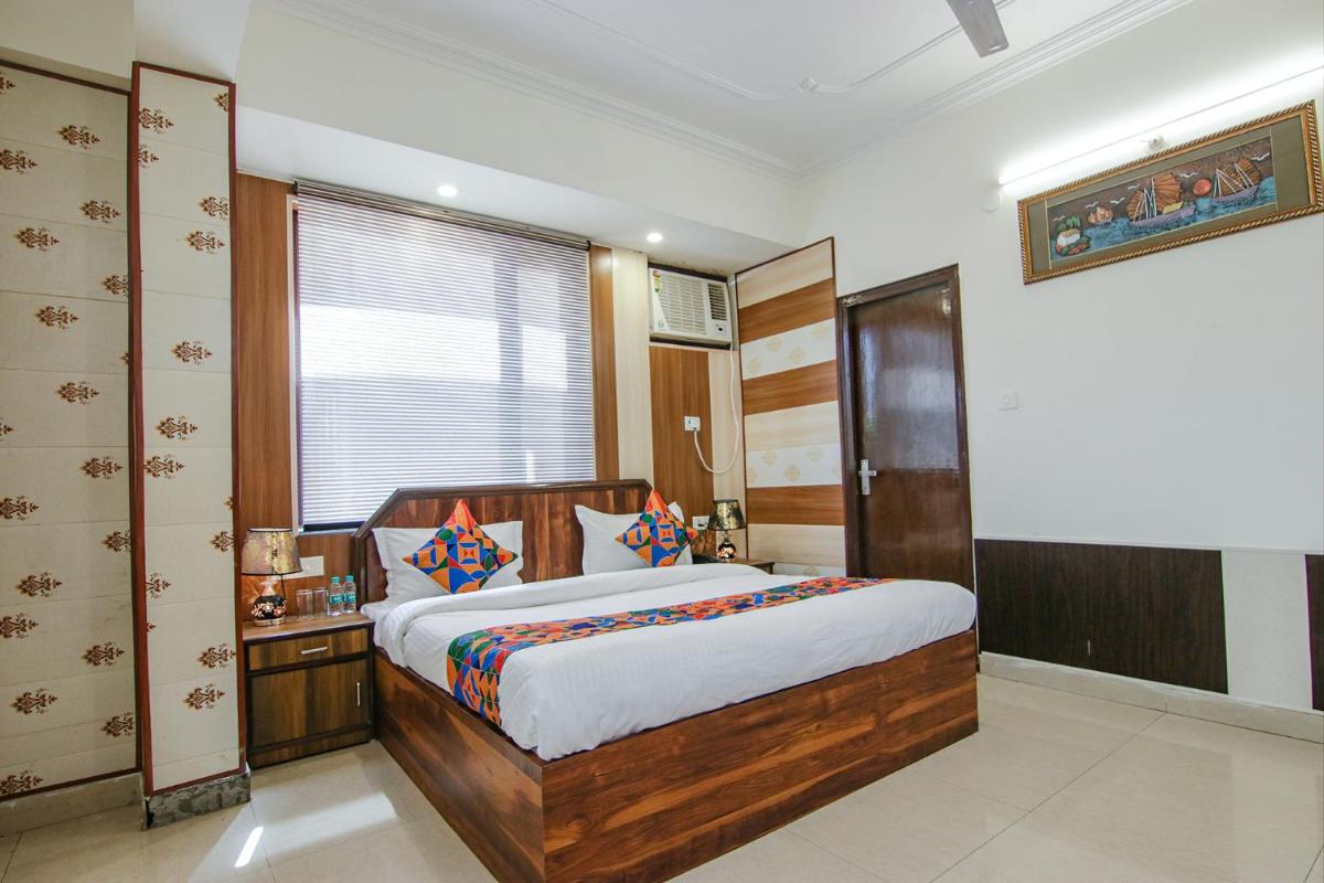 FabExpress Vistara Grand - Housity