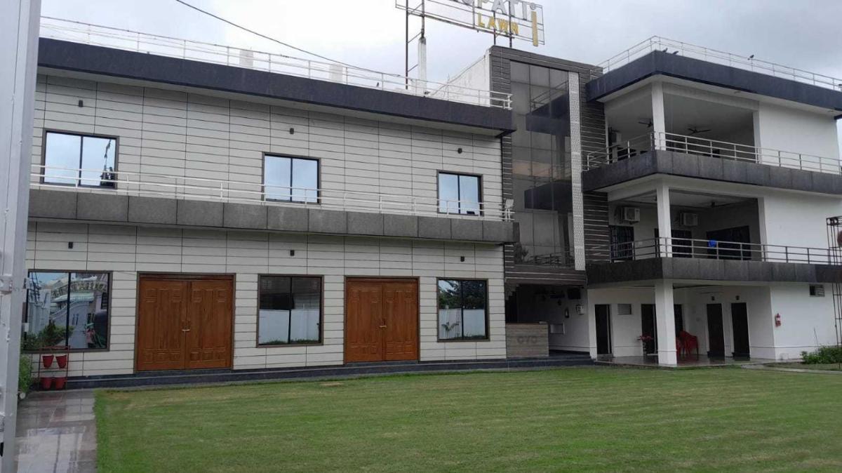 Suitetrails - OYO Flagship Tirupati Lawn And Hotel