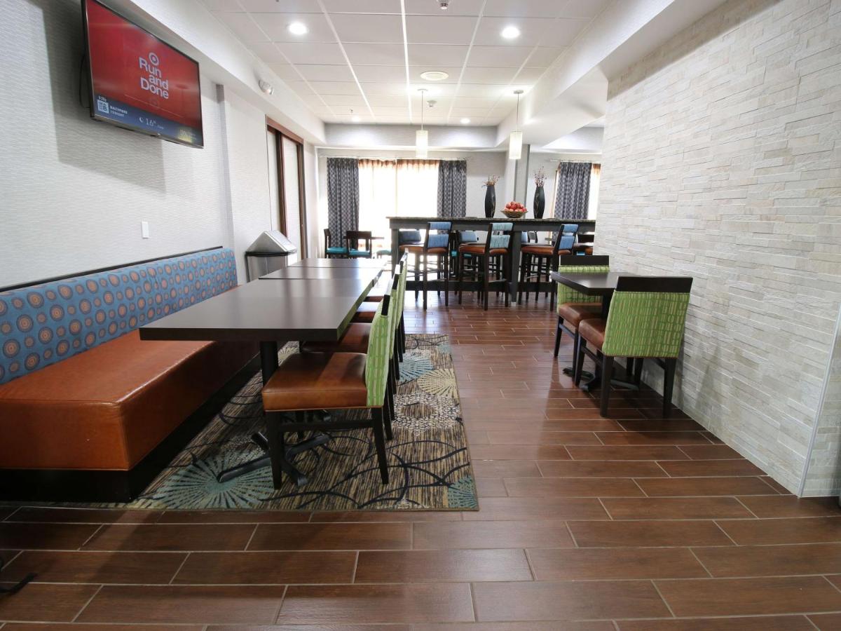 Hampton Inn Saint Augustine-I-95 - Housity
