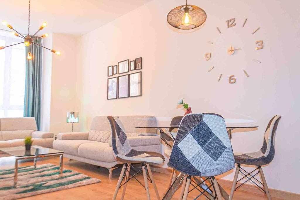 Apartment Central House - Housity