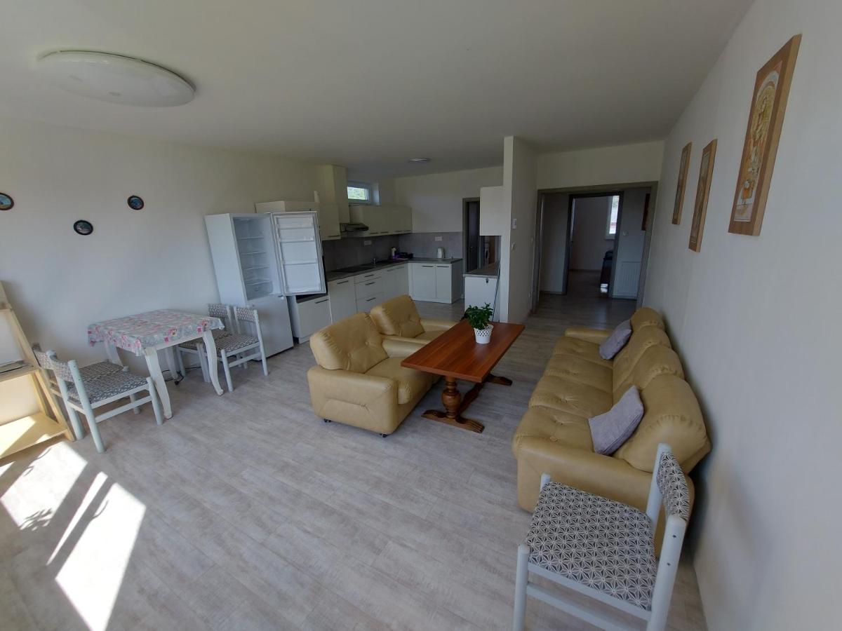 Apartmán Rudoltice - Housity