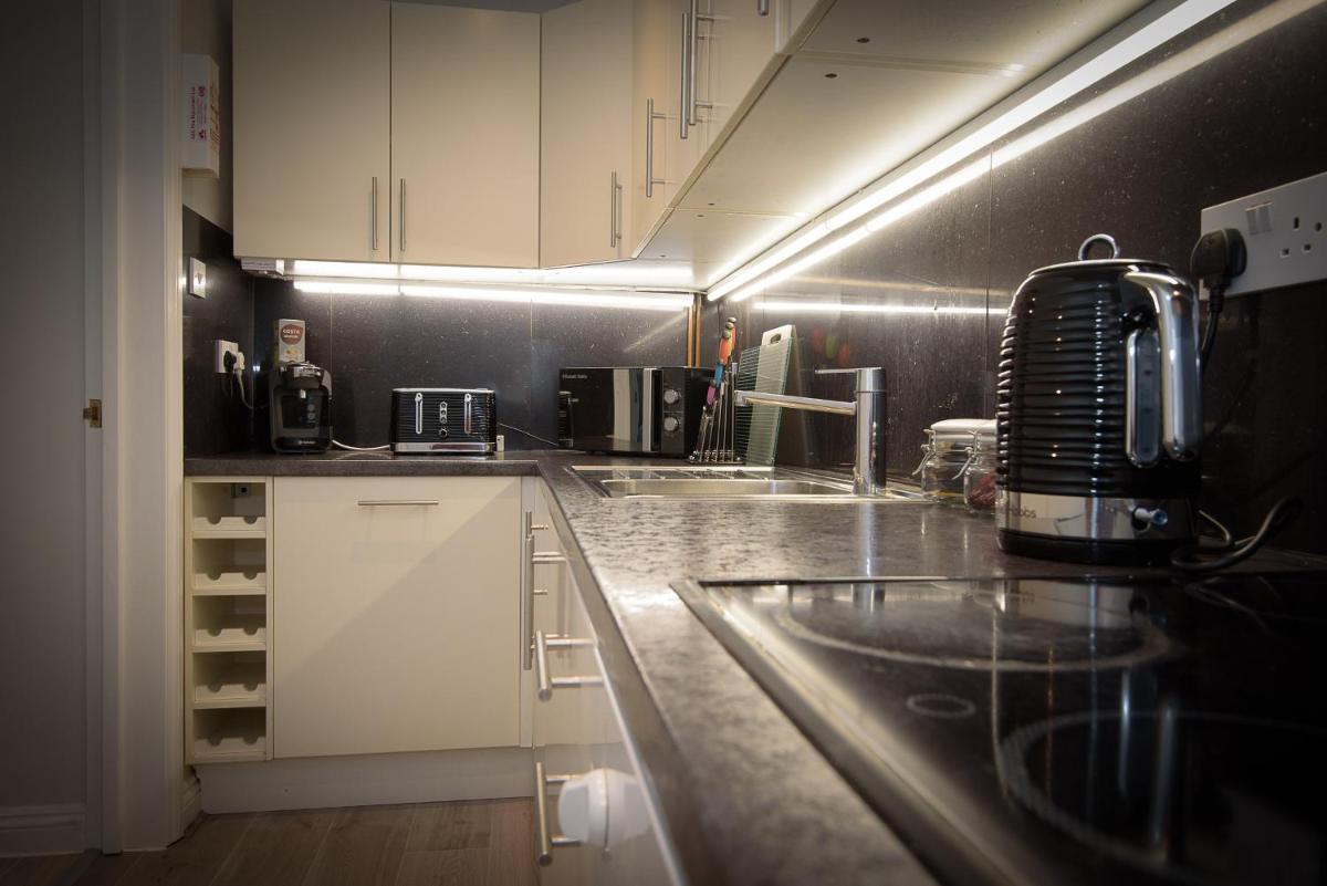 K Suites - Kauto Star Suite - Housity