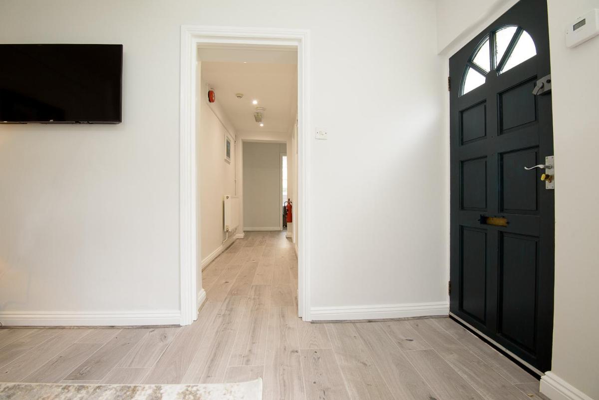K Suites - Kauto Star Suite - Housity