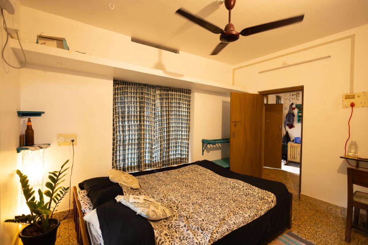 Happy Turtles Homestay cozy room for 2 people - Housity