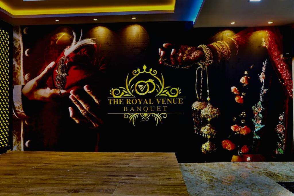 Hotel Rise & Dine Restaurant & Banquet - Housity