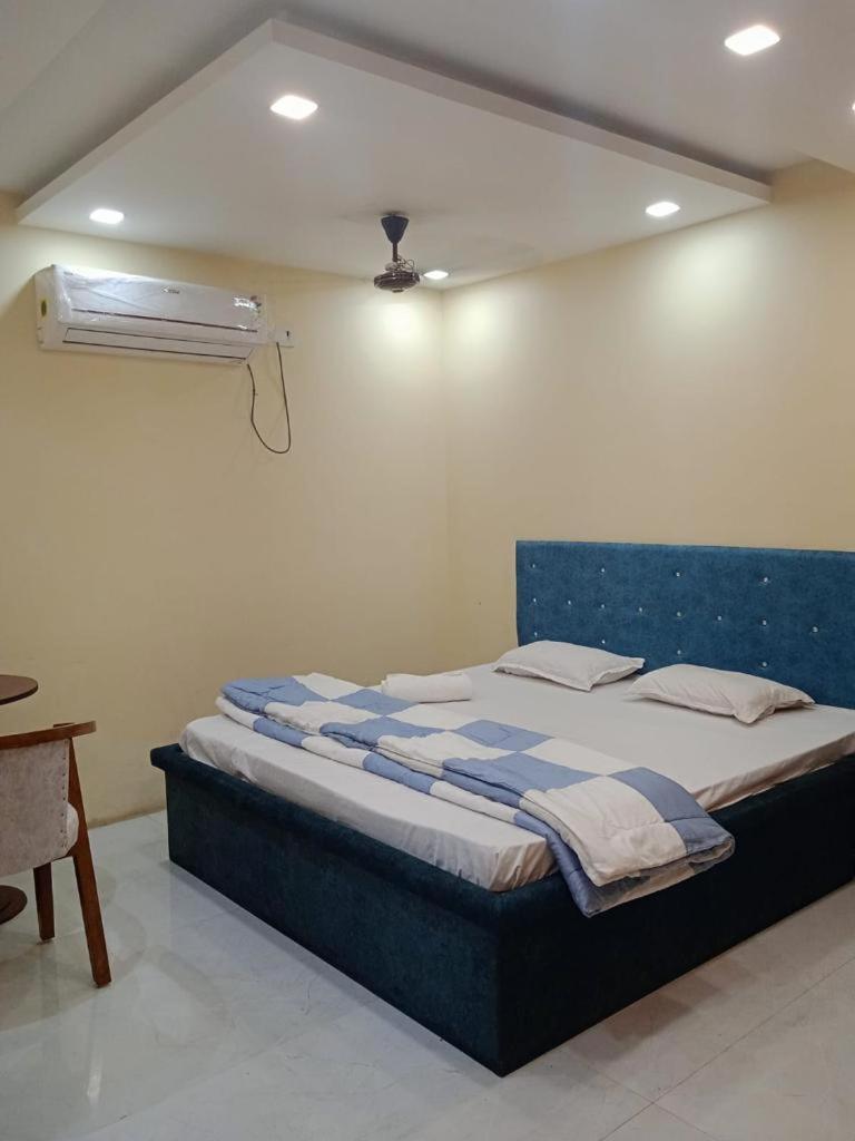 Hotel Rise & Dine Restaurant & Banquet - Housity