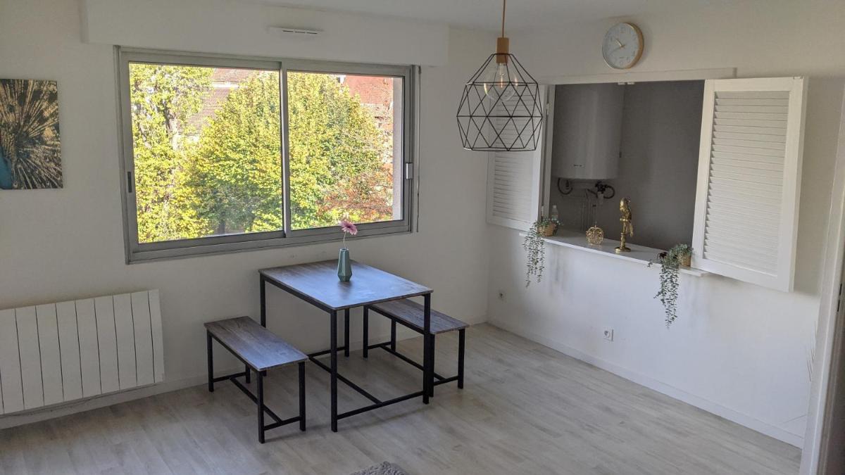 Le Tivoli - Balcon Vue jardin - Housity