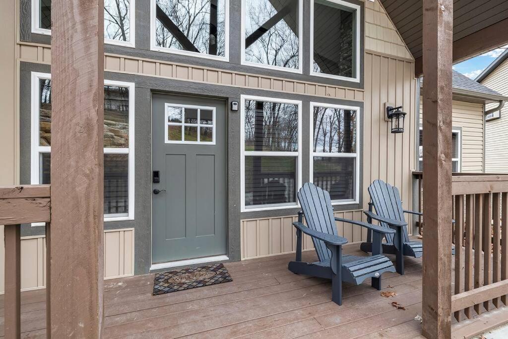 Rock and Timber Lodge - Housity