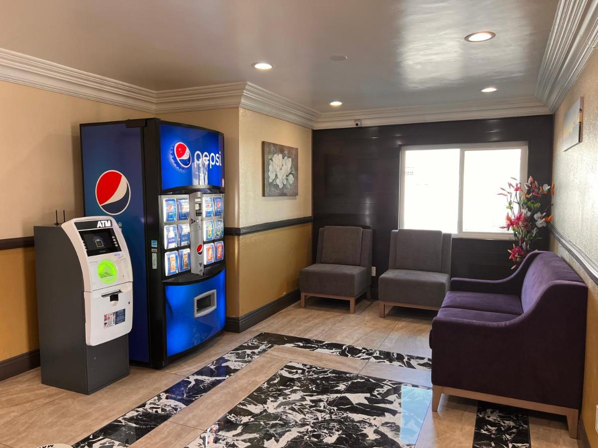 The Patio Motel - Los Angeles, LAX - Housity