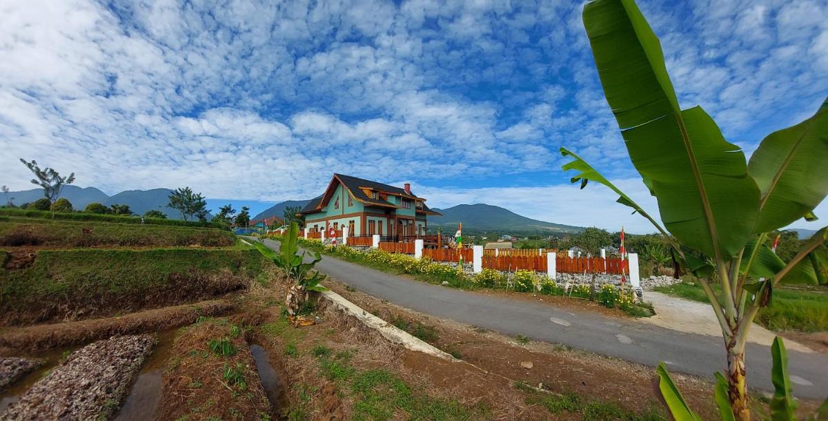 Kopa HillTop - Family Guest Home - Housity