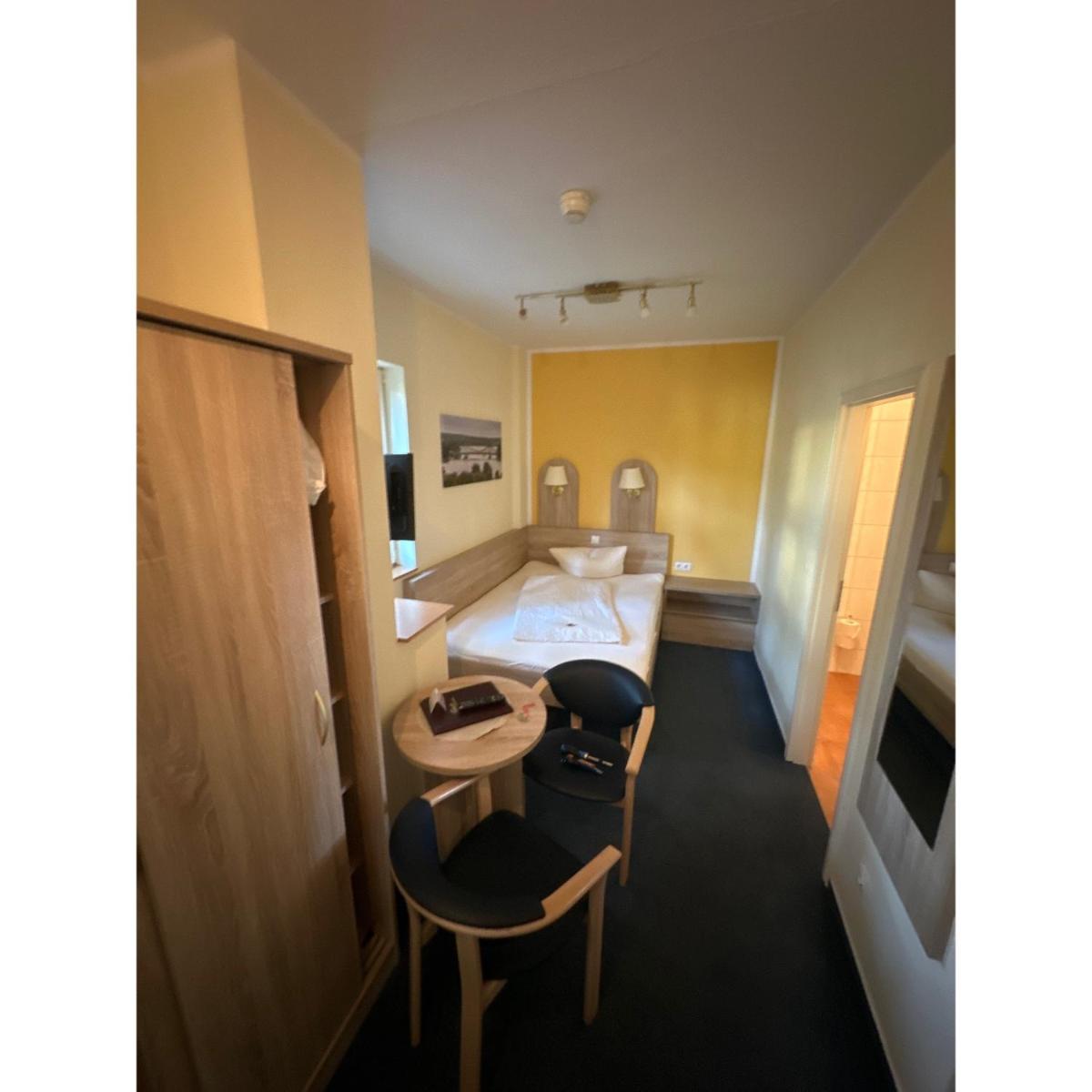 Pension Sanssouci - Housity