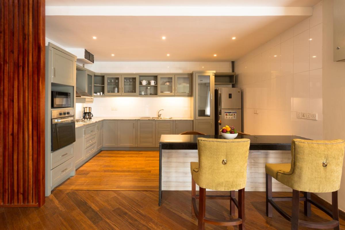 Serene Villa 38 - Housity