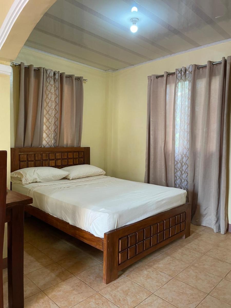 Seaside Beach Resort - Housity