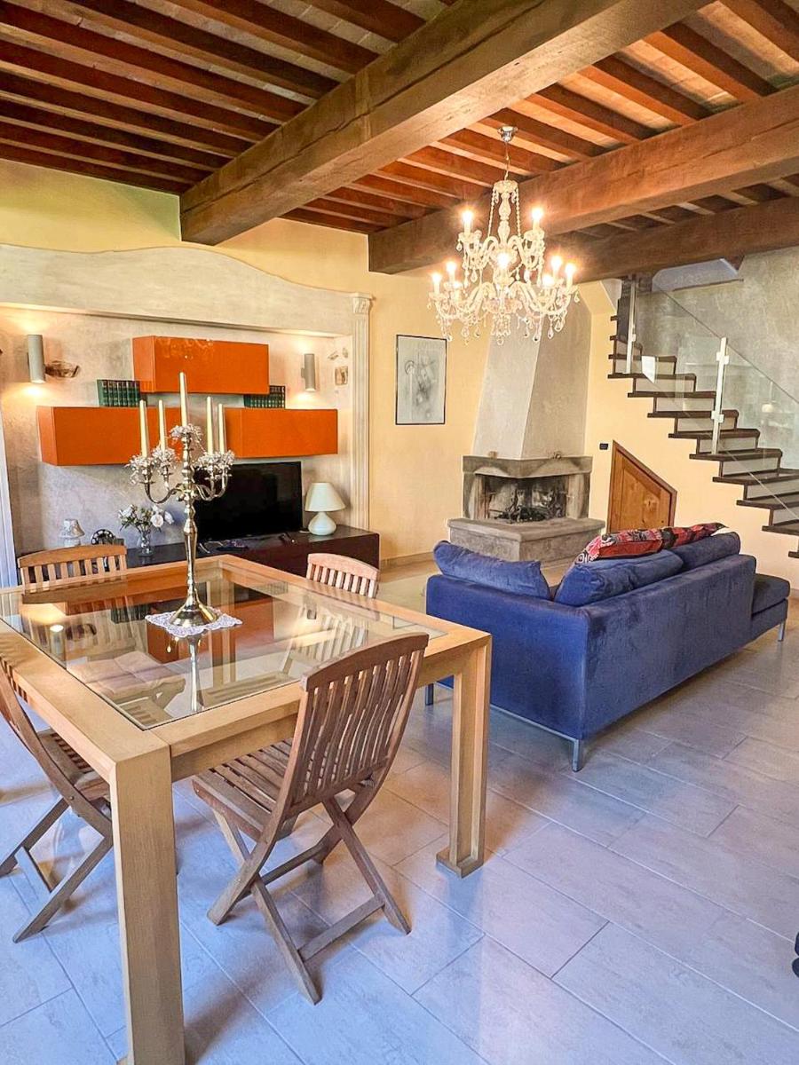 Palazzo Collesi - Housity