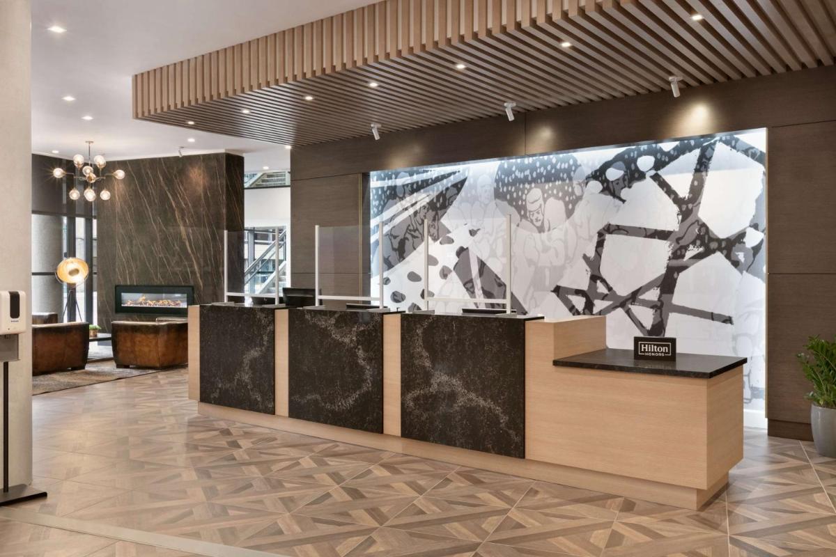 DoubleTree by Hilton Canton Downtown - Housity