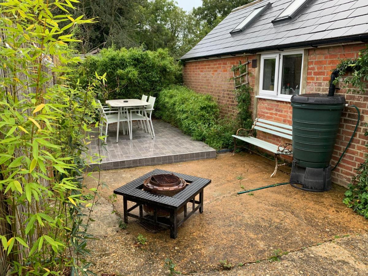 Suitetrails - Tiny Cottage for couples in the countryside