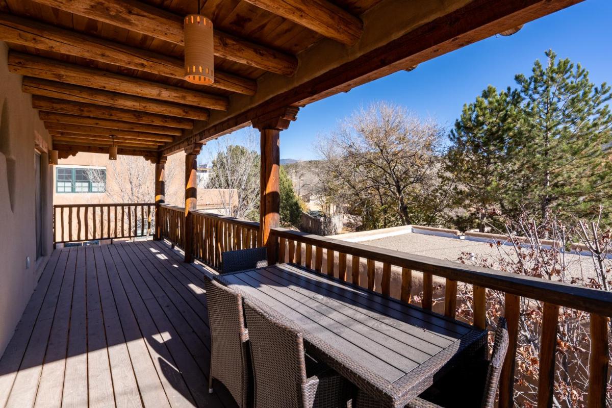 Casa de Monte Vista - Housity