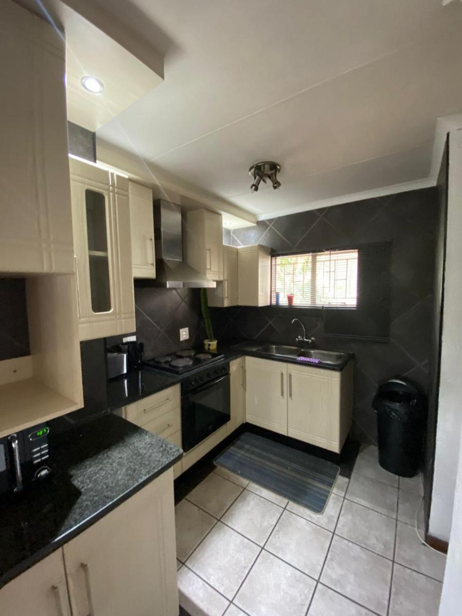 HomeSweetHome City Apartment - Hizvo