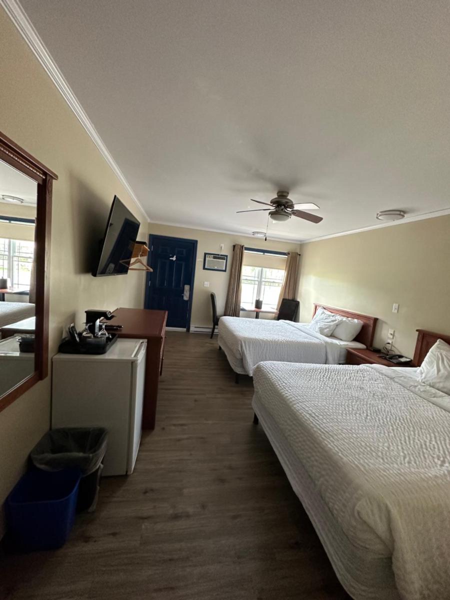 Travellers Inn Fredericton NB - Housity