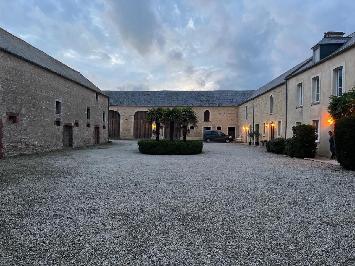 Le Clos du Bas Courtil Guesthouse B&B Omaha Beach - Housity