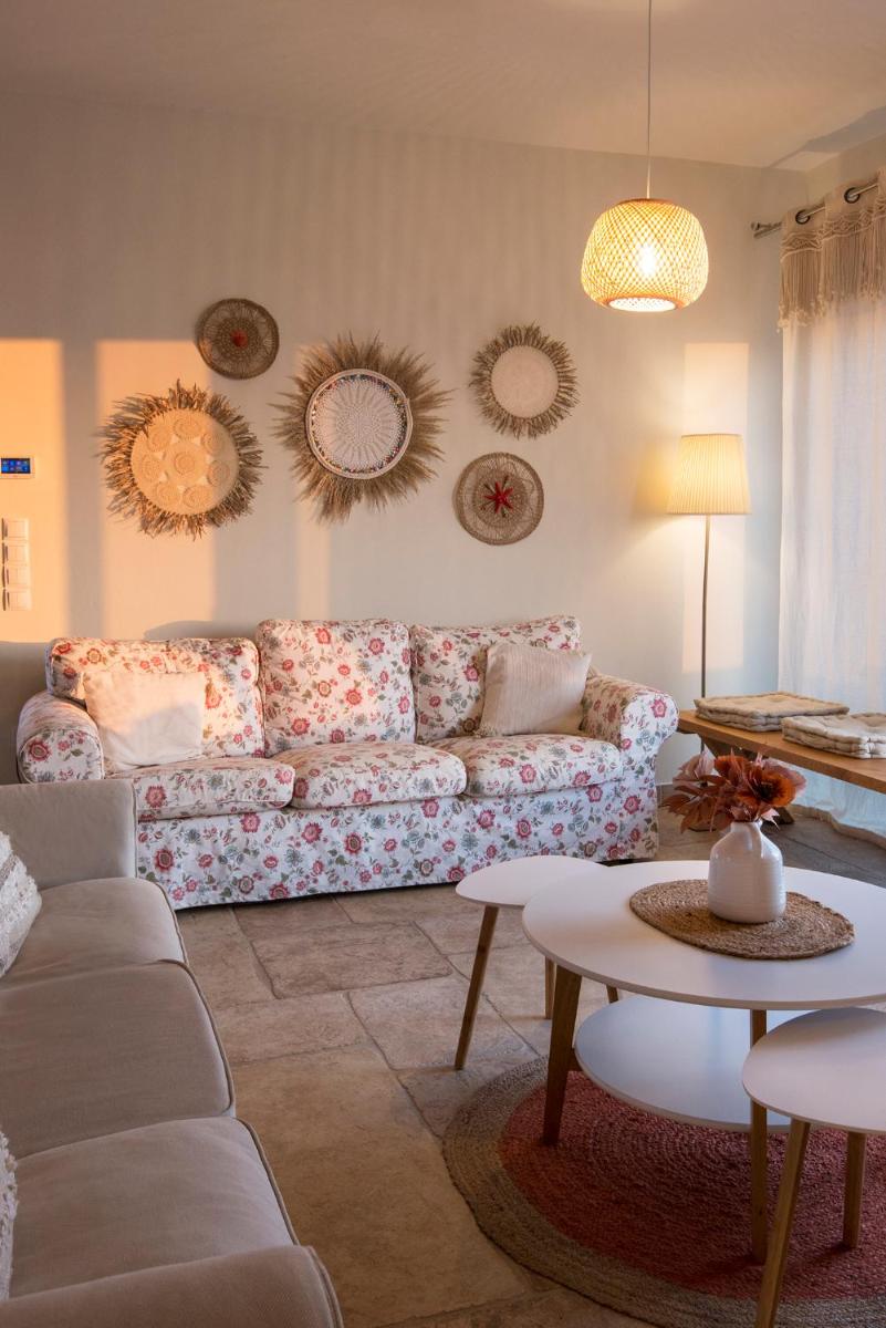 Amelia Villa Collection - Housity