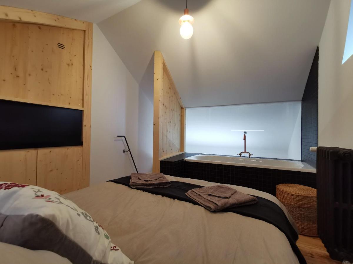 Gîte de Charme en Forêt: Nature, Confort, et Intimité Proche de Lyon et Clermont-Ferrand - FR-1-582-356 - Housity