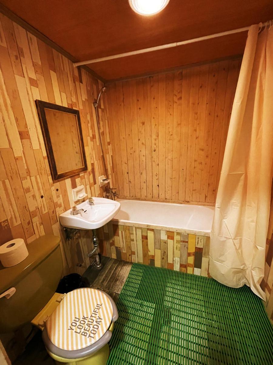Doobaki Hostel - Housity