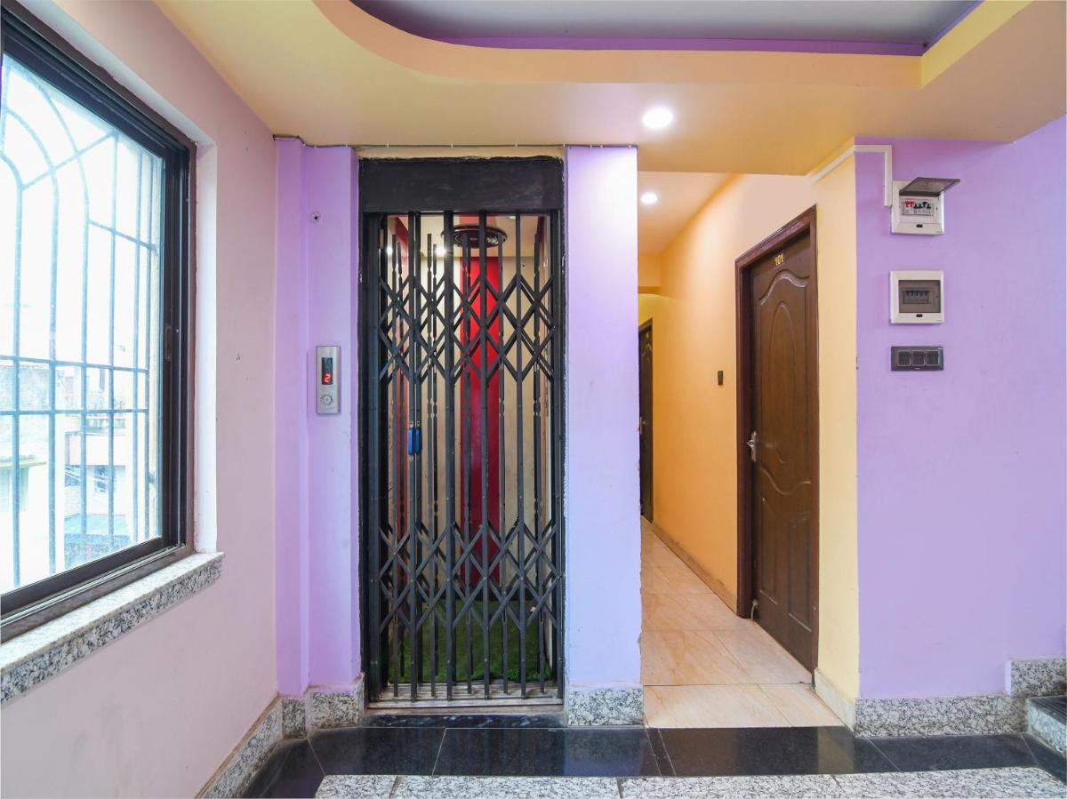 OYO Flagship Hotel Red Velvet - Housity