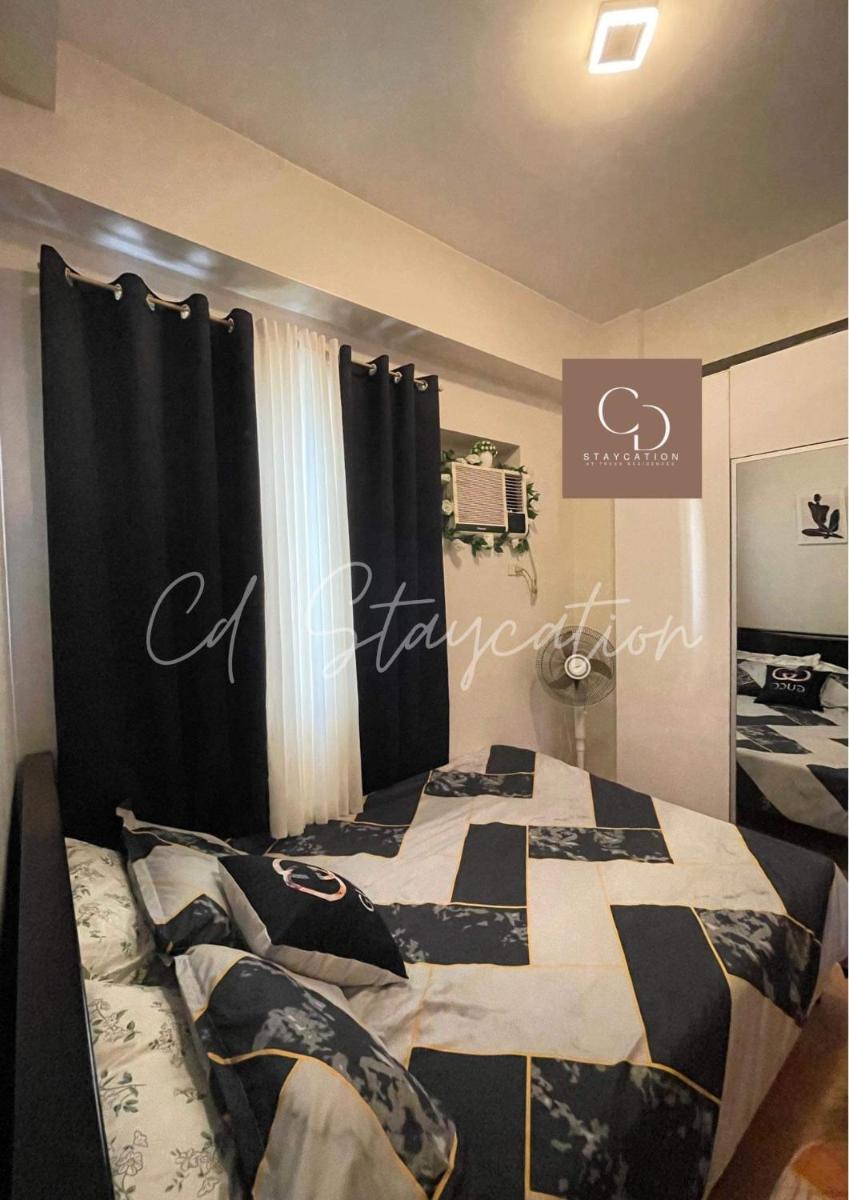 Suitetrails - CD Staycation - Unit 1 at Trees Residences